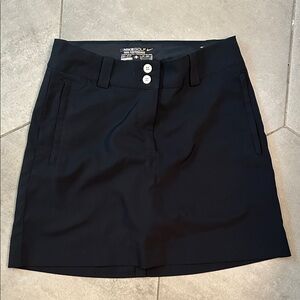 Nike navy blue Golf Skort skirt with Double-Button Waist zipper size 2